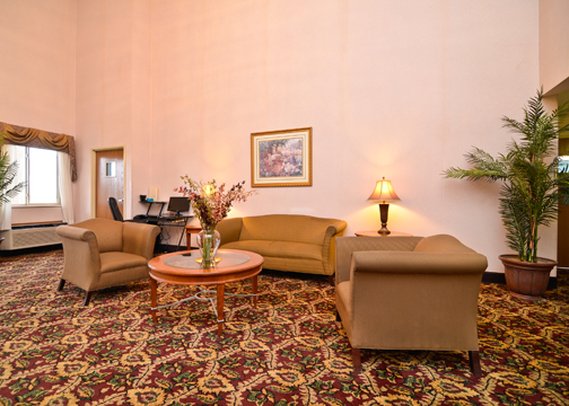Quality Inn - Woodstock, IL