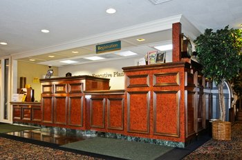 Best Western Executive Plaza & Conf Ctr - Lobby