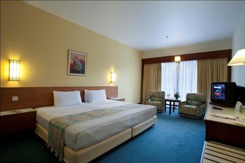 The Bayview Beach Resort - Room