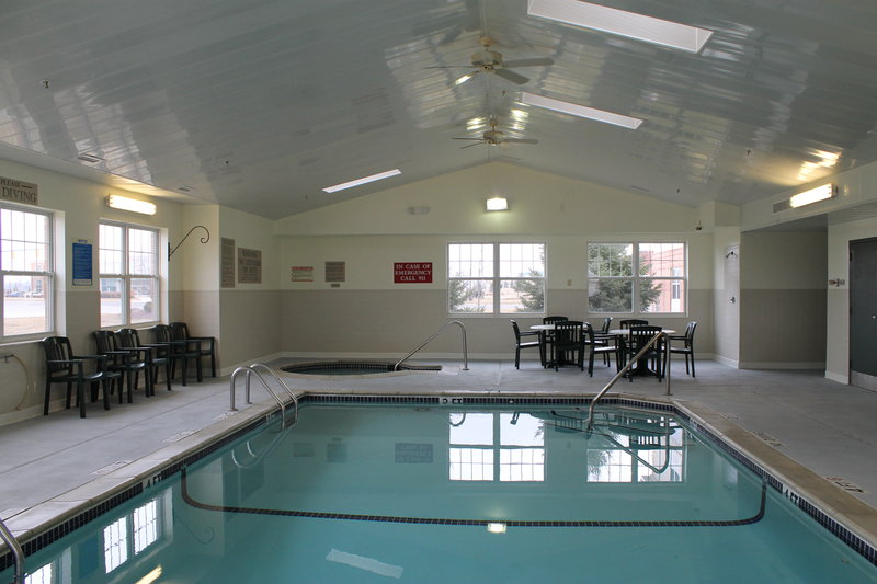 Country Inn & Suites By Radisson Dundee Mi - Dundee, MI