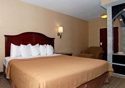 Quality Inn&suites Bensalem - Bensalem, PA