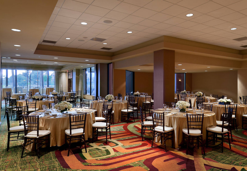 Marriott Manhattan Beach 6 Reviews 1400 Park View Ave Manhattan