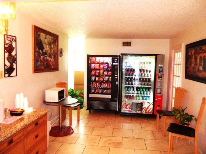 Red Carpet Inn - Houma, LA
