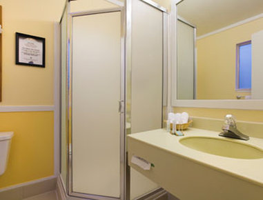 Travelodge By Wyndham Mill Valley/Sausalito - Mill Valley, CA