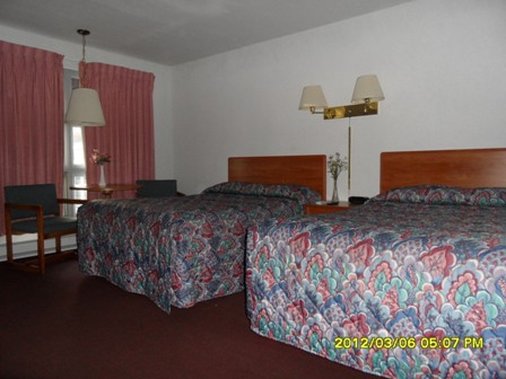 Pinebrook Motel - Lake George, NY