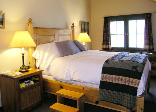 Weasku Inn - Grants Pass, OR