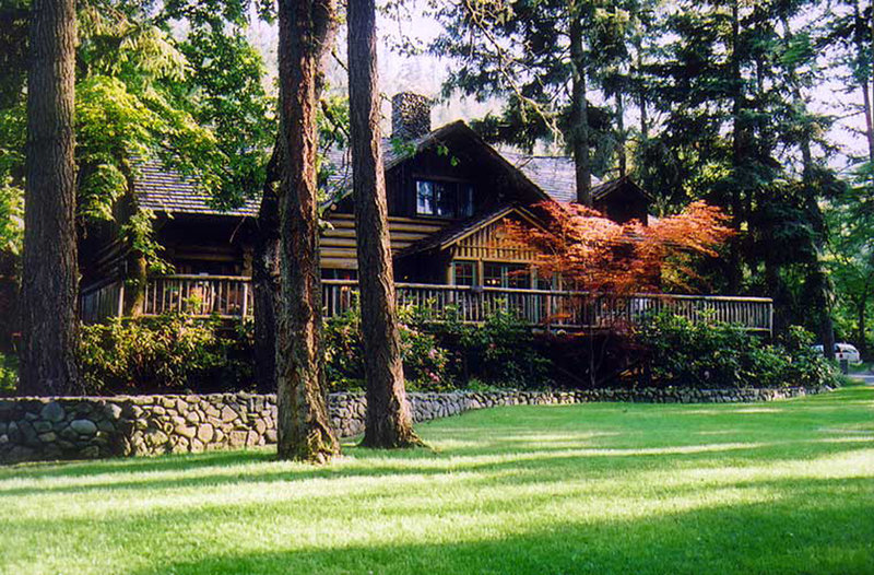 Weasku Inn - Grants Pass, OR