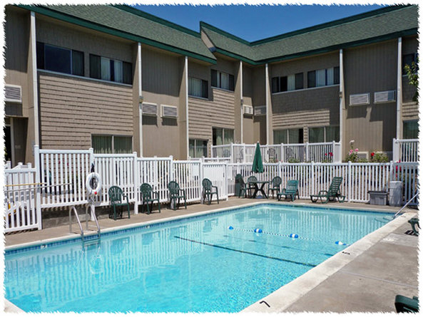 Econo Lodge - Austin, MN