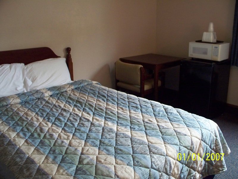 Missouri Flats Inn - Williston, ND