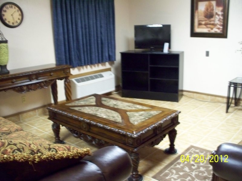 Missouri Flats Inn - Williston, ND