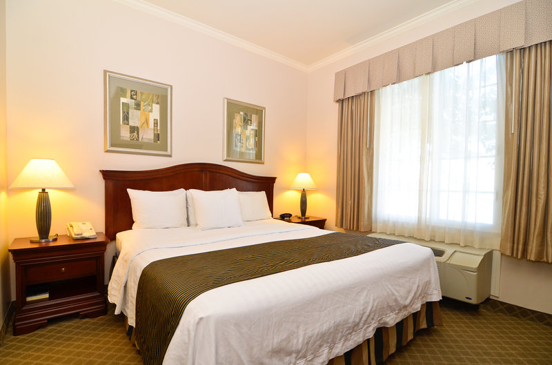 Best Western Country Park Hotel - Tehachapi, CA