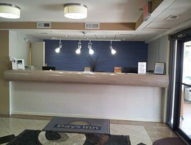 Days Inn - Waldorf, MD