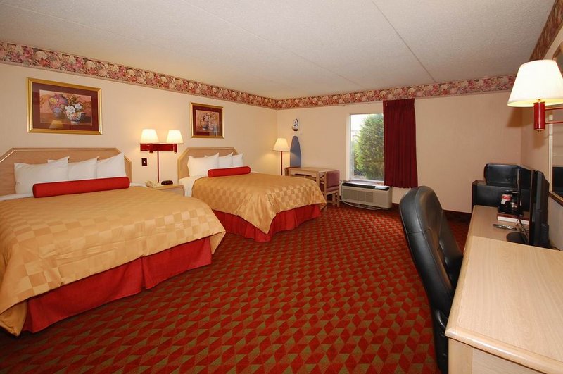 Ramada By Wyndham Murfreesboro - Murfreesboro, TN