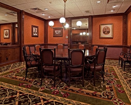 Clarion Hotel & Conference Center - Columbus, IN
