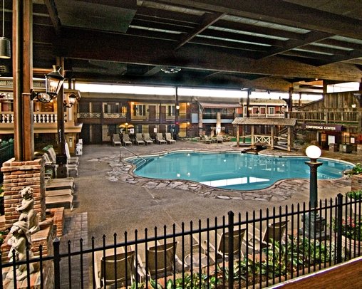 Clarion Hotel & Conference Center - Columbus, IN