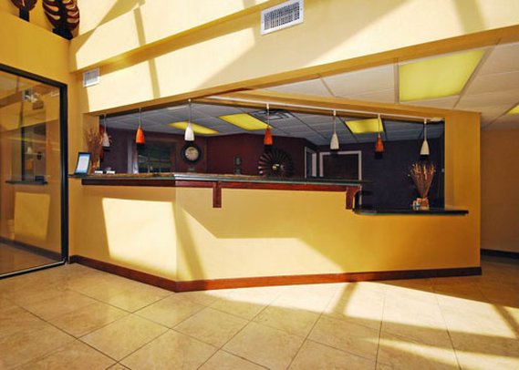 Comfort Inn & Suites - Lafayette, LA