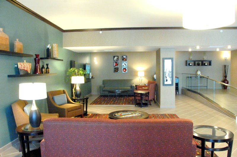 Best Western Plus Schaumburg Hotel & Conference Center - Schaumburg, IL