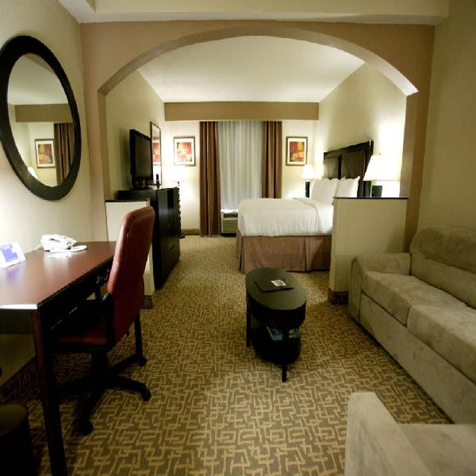 Holiday Inn Hotel & Suites BEAUFORT @ HIGHWAY 21 - Beaufort, SC