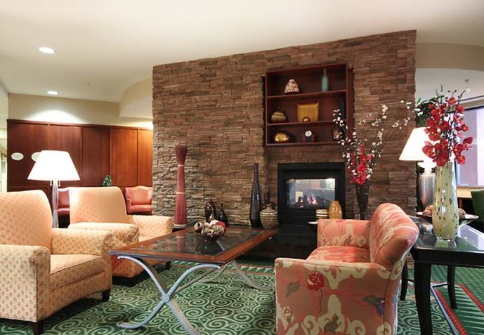 Courtyard By Marriott Roseville Galleria Mall/Creekside Ridge Drive - Roseville, CA