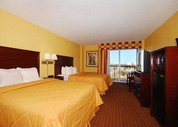 Comfort Inn-Oceanfront - Daytona Beach, FL