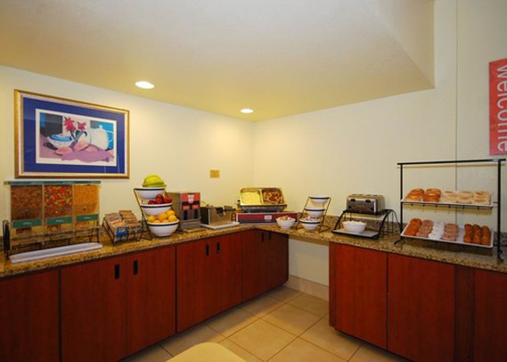 Comfort Inn-Oceanfront - Daytona Beach, FL