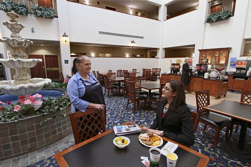 Hampton Inn & Suites Rockville Centre - Rockville Centre, NY