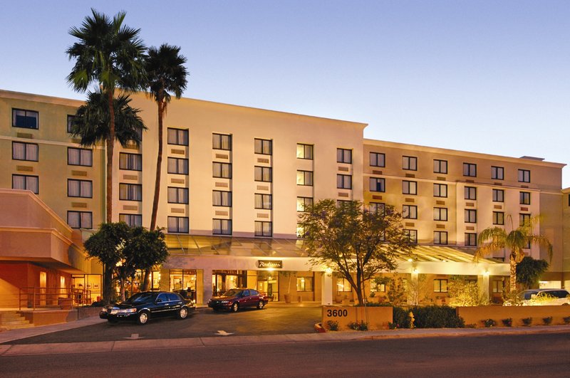 Radisson Phoenix City Center