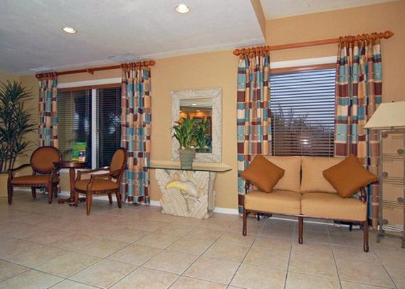 Comfort Inn-Oceanfront - Daytona Beach, FL