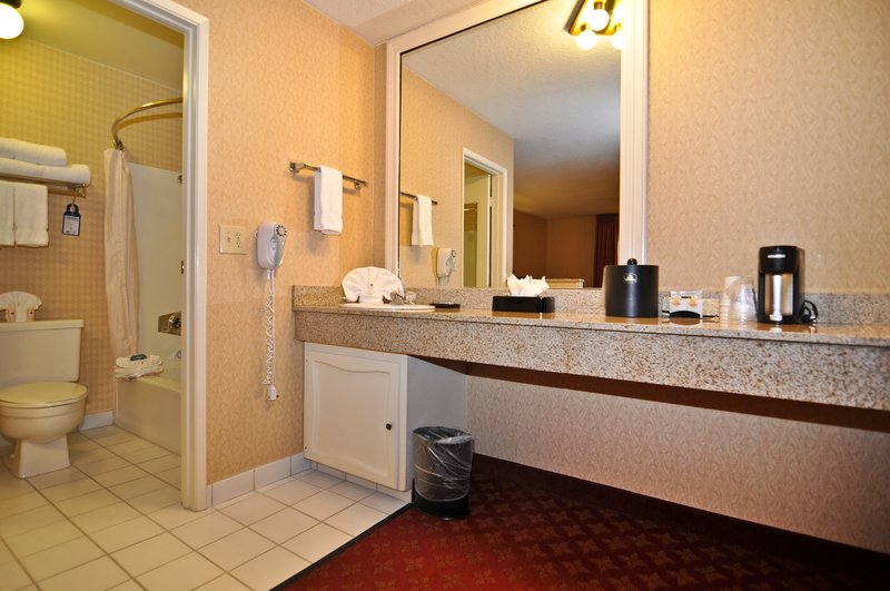 Best Western Plus - Anaheim, CA