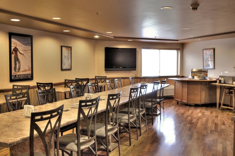 Best Western Sunapee Lake Lodge - Newbury, NH