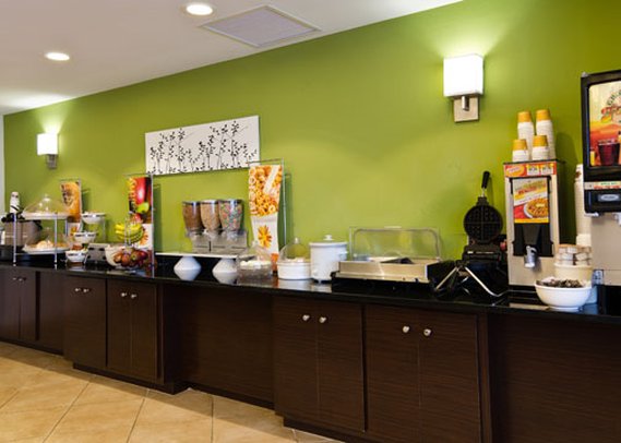 Sleep Inn & Suites Harbour Pointe - Midlothian, VA