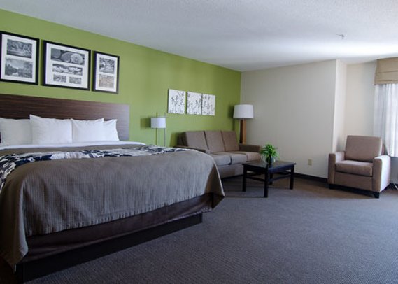 Sleep Inn & Suites Harbour Pointe - Midlothian, VA