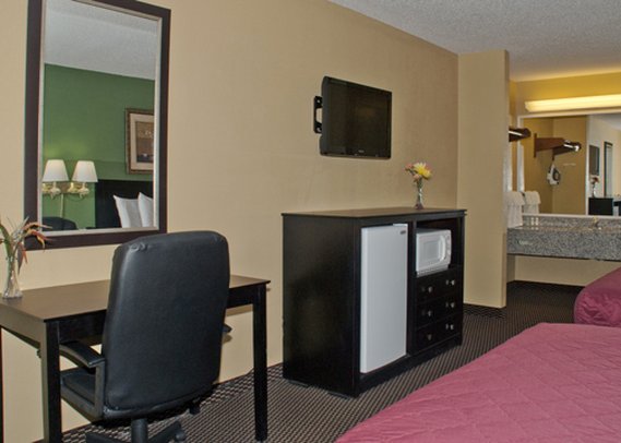 Quality Inn - Andrews, NC