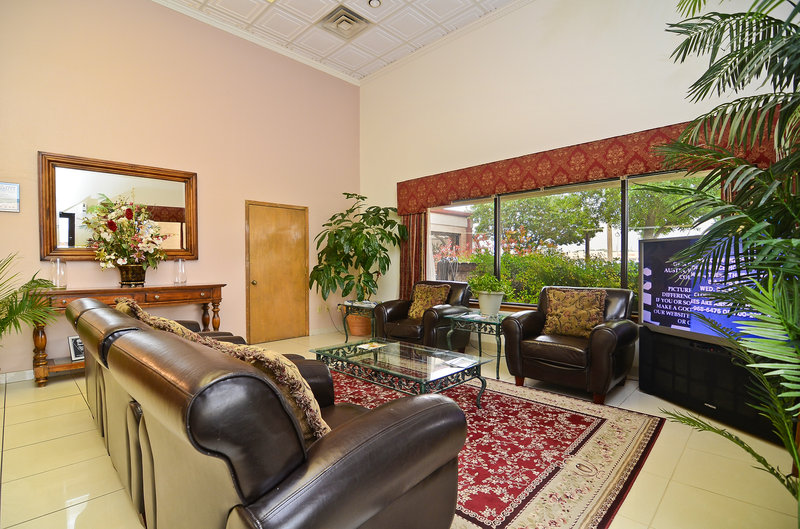 Americas Best Value Inn - Sealy, TX