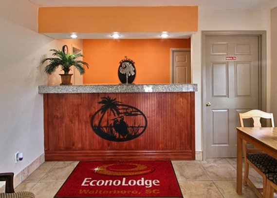 Econo Lodge - Walterboro, SC