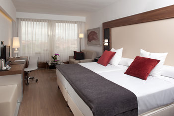 Hotel Husa Princesa - Room