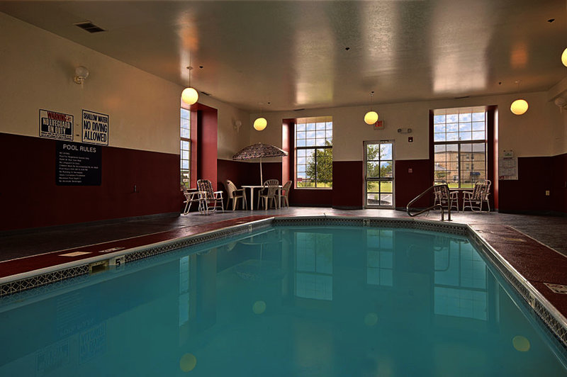 Days Inn - Sunbury, OH