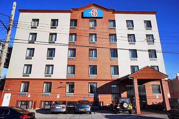 Motel 6
