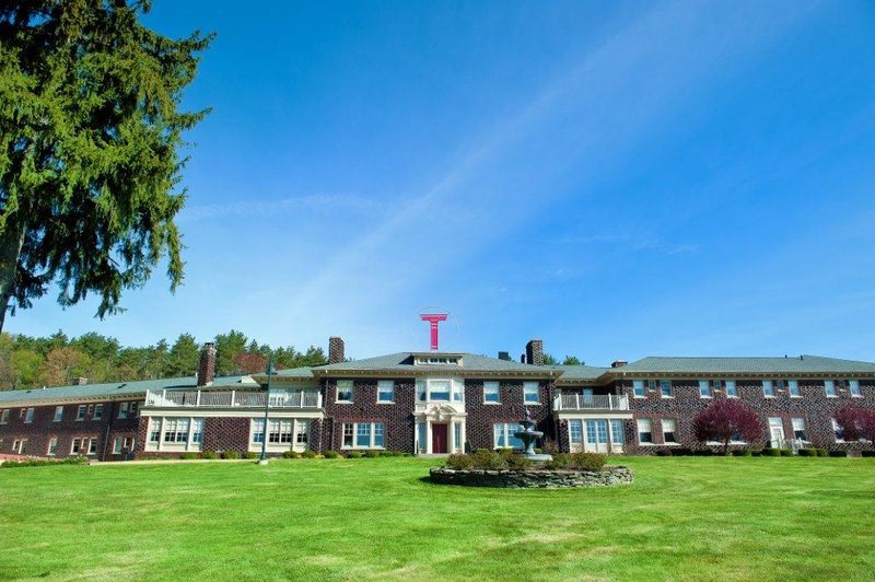 Traditions At The Glen - Johnson City, NY