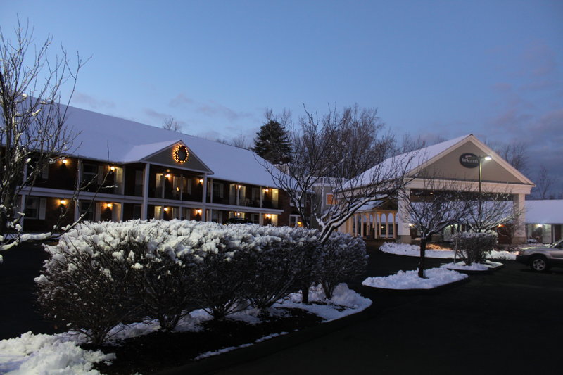 Yankee Inn Home Comfort - Lenox, MA