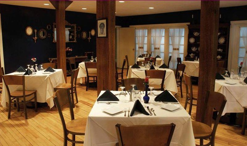 Frog Town Inn - Canadensis, PA