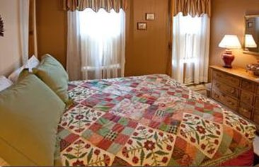 Frog Town Inn - Canadensis, PA