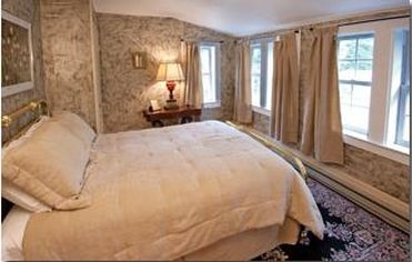 Frog Town Inn - Canadensis, PA