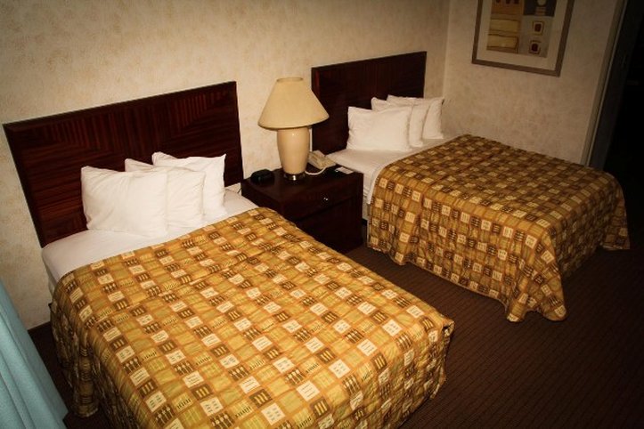 Green Tree Inn - Victorville, CA