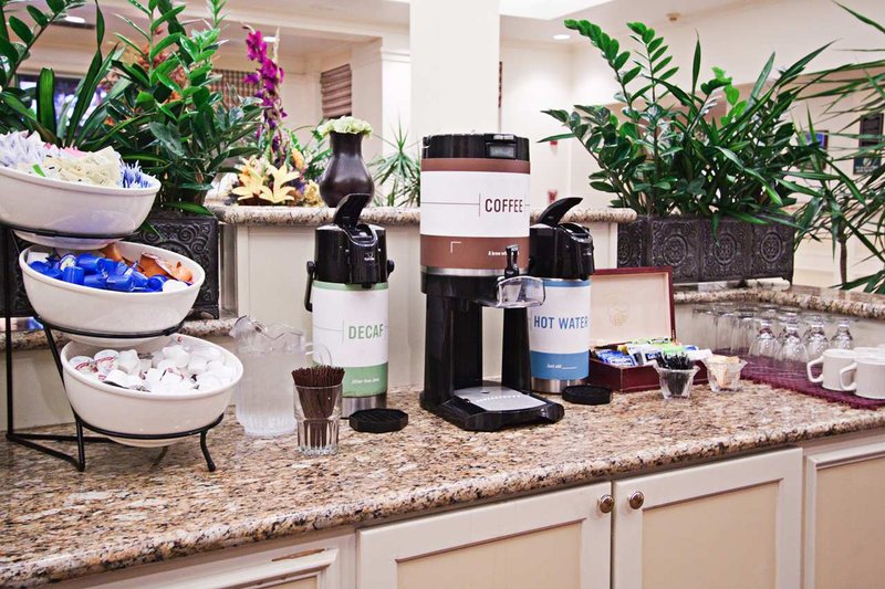 Hilton Garden Inn Dallas/Addison - Addison, TX