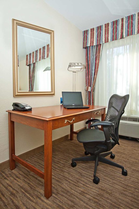 Hilton Garden Inn Dallas/Addison - Addison, TX