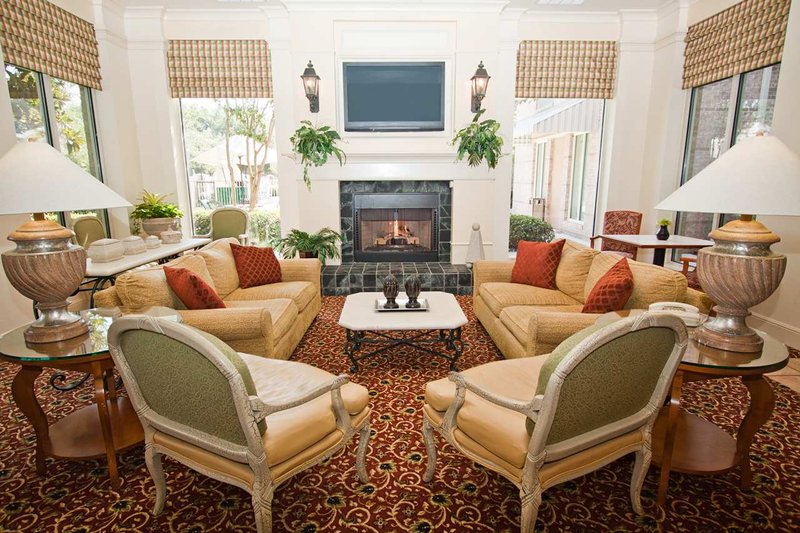 Hilton Garden Inn Dallas/Addison - Addison, TX