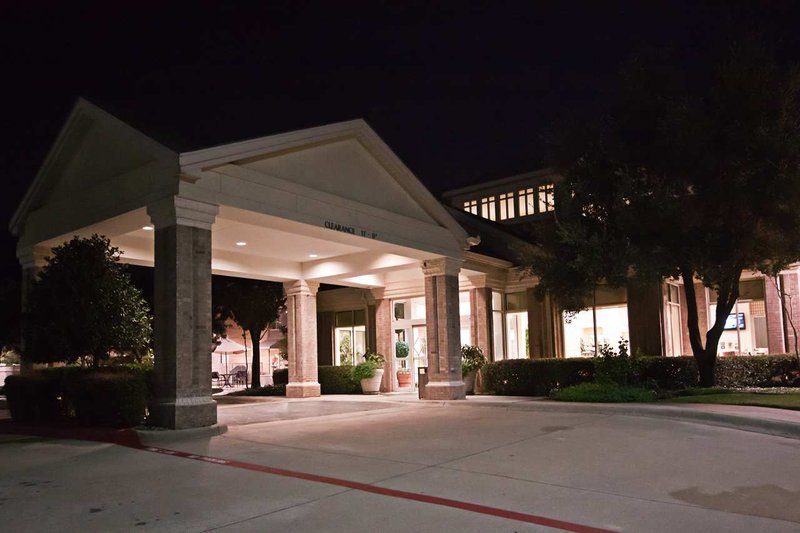 Hilton Garden Inn Dallas/Addison - Addison, TX