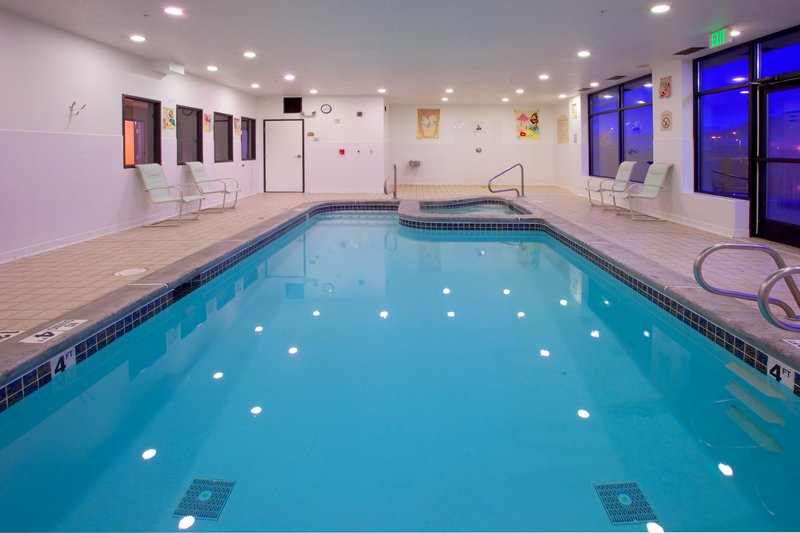 Holiday Inn Express - Seward, AK