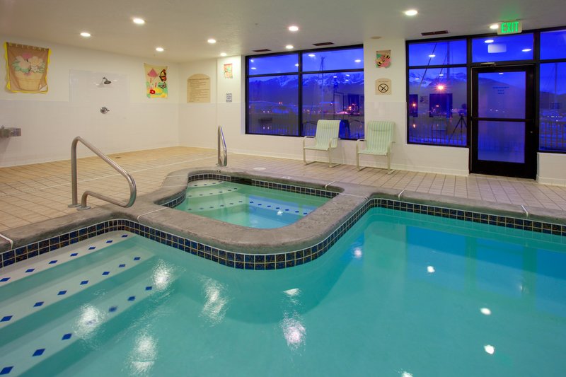 Holiday Inn Express - Seward, AK